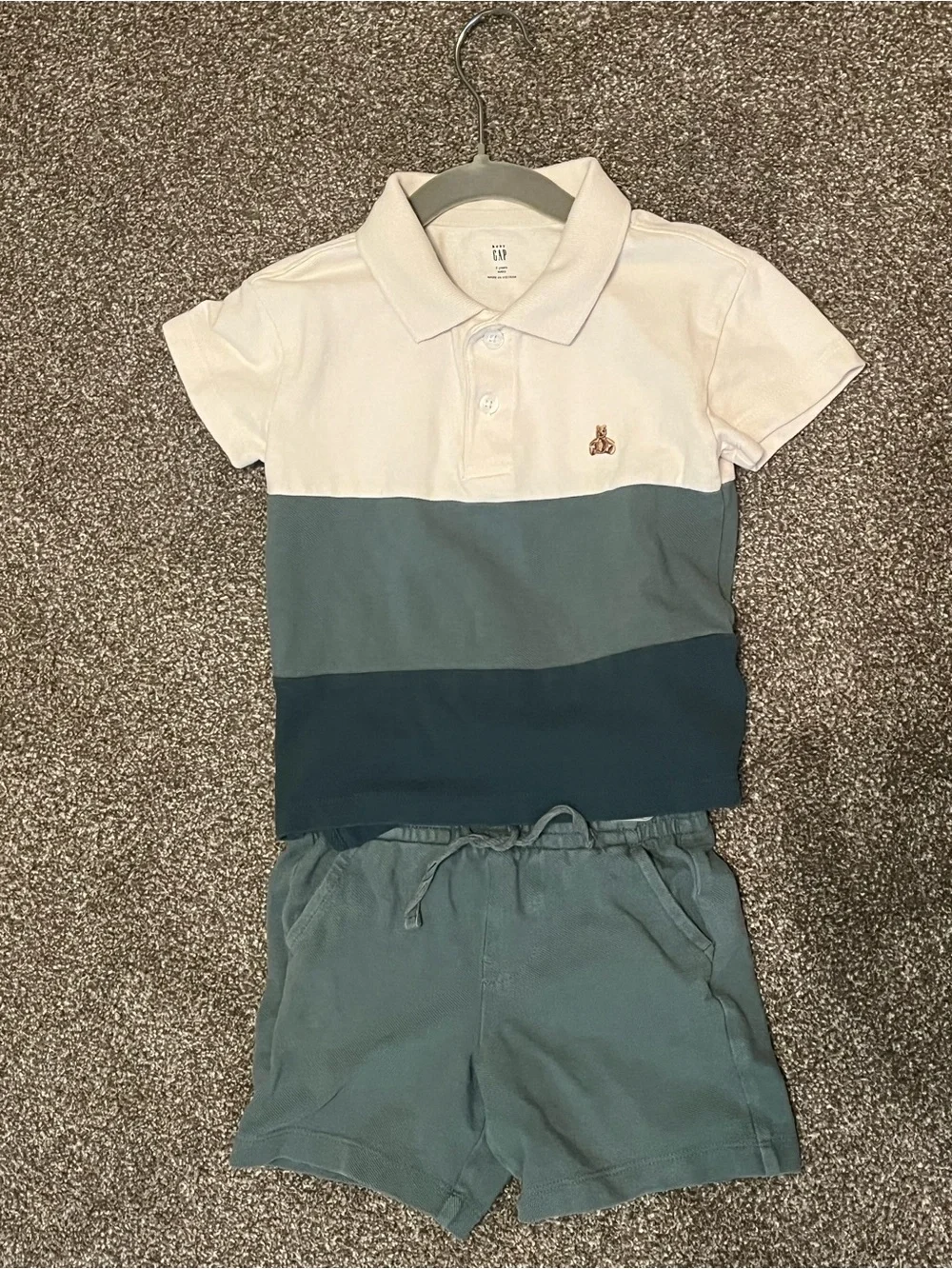 GAP Colorblock Polo Shirt with matching shorts 3T